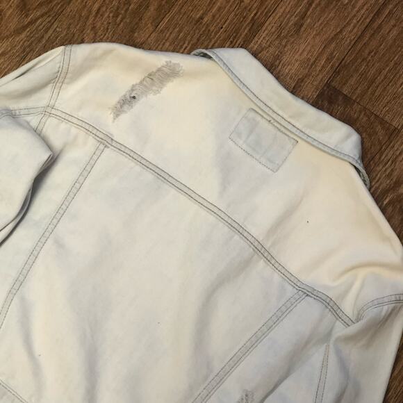 Forever 21 F21 Blue White Light Wash Distressed Jean Jacket Size Small - Picture 8 of 14